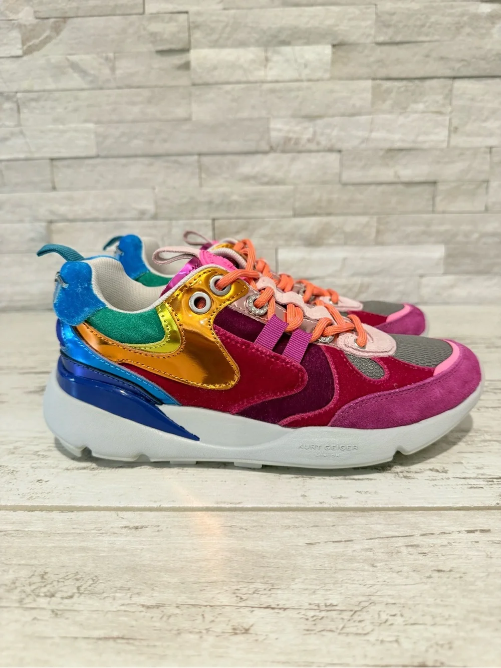 KURT GEIGER LONDON Suede Kurt Runner Sneakers Women’s SZ 37EU-7 US RAINBOW New